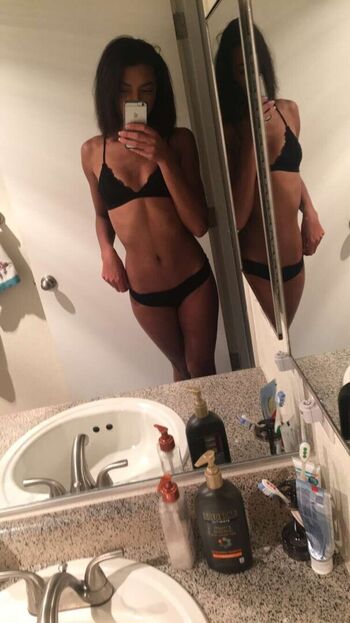Leaked R ache lx page private photo viral onlyfans