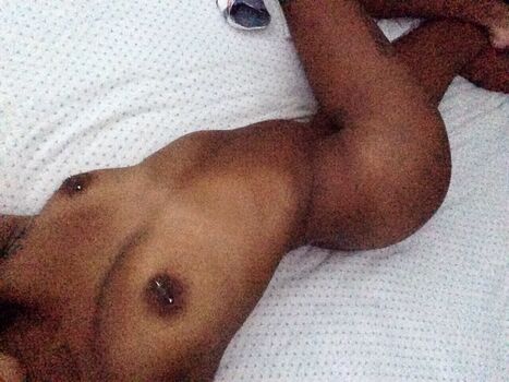Leaked R ache lx private photo viral onlyfans