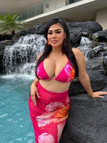 Rachael Ostovich