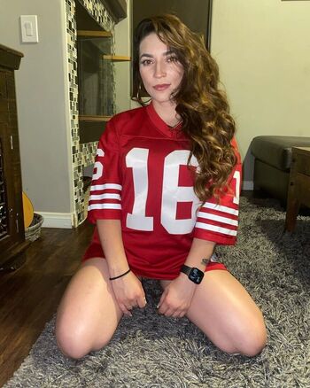 Leaked Raelynn page private photo viral onlyfans