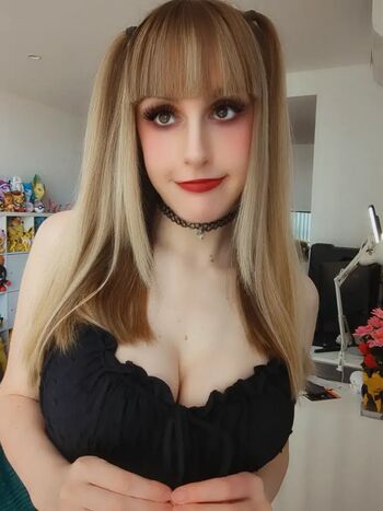 RaeRaeSenpai