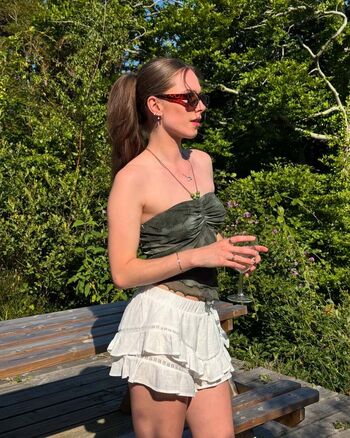 Leaked Raine reacts page private photo viral onlyfans