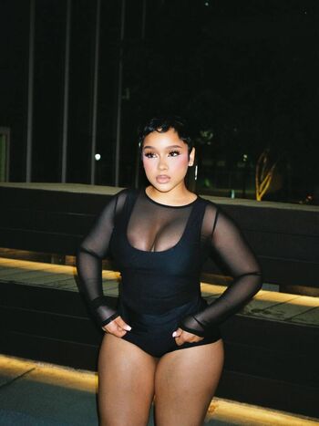 Raven Diaz From Joselines Cabaret