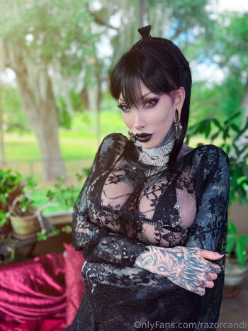 Razor Candi