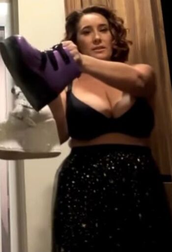 Leaked React girlsyt private photo viral onlyfans