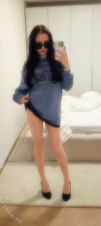 Leaked Reallizsa private photo viral onlyfans