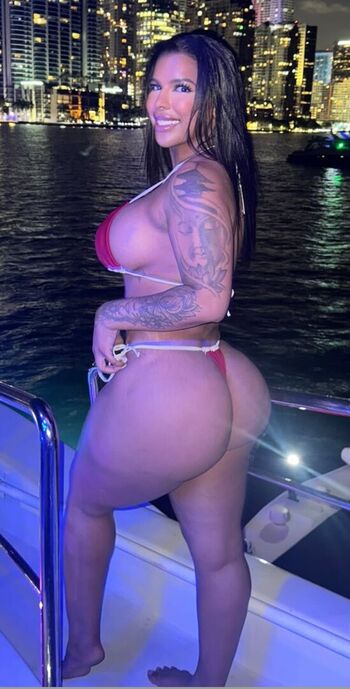 Leaked Realskyx private photo viral onlyfans