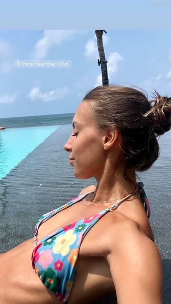 Leaked Rebecca looschelders private photo viral onlyfans
