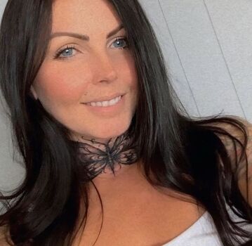Leaked Recognise this girl private photo viral onlyfans
