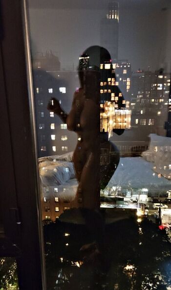 Leaked Reign glitter private photo viral onlyfans