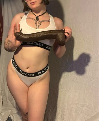 Leaked Reignyseasons private photo viral onlyfans