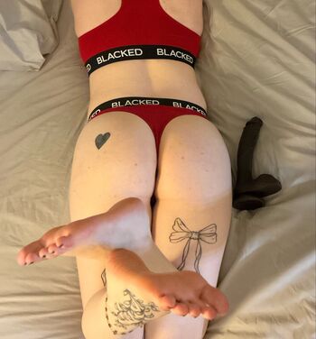 Leaked Reignyseasons private photo viral onlyfans