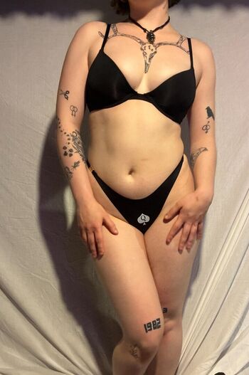 Leaked Reignyseasons private photo viral onlyfans