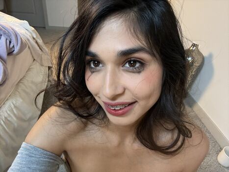 Leaked Reina rae private photo viral onlyfans