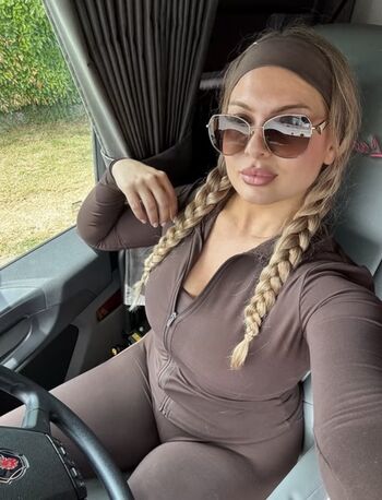 Leaked Reines de la route private photo viral onlyfans