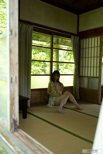 Rena Aoi