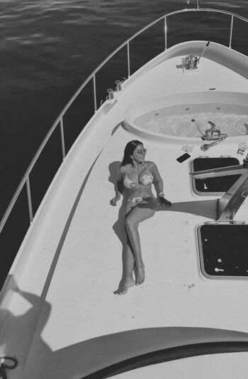 Leaked Renata de la rosa perea private photo viral onlyfans