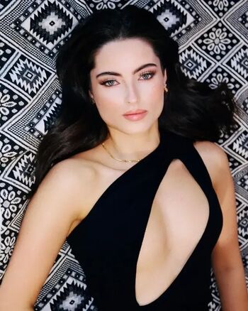 Leaked Renee murden private photo viral onlyfans