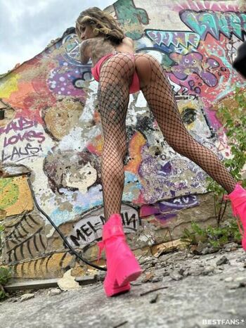 Request: Lillieprivat