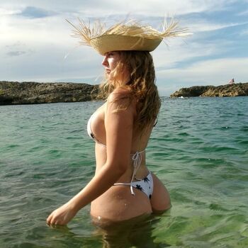 Leaked Resolanaaaaaaaa private photo viral onlyfans