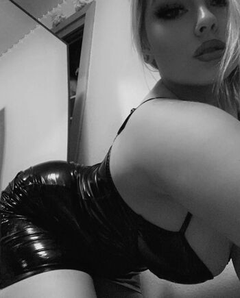 Leaked Rialovesyu private photo viral onlyfans