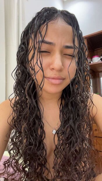Leaked Riane oliveira private photo viral onlyfans