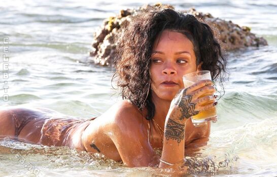 Leaked Rihanna  page private photo viral onlyfans