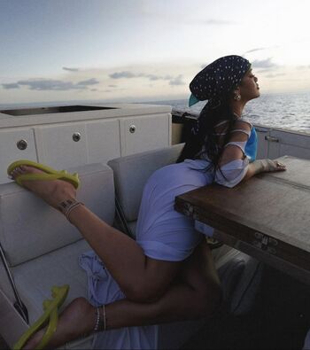 Leaked Rihanna  page private photo viral onlyfans