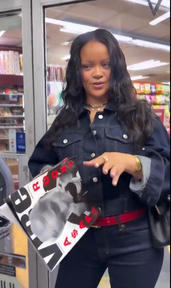 Leaked Rihanna private photo viral onlyfans