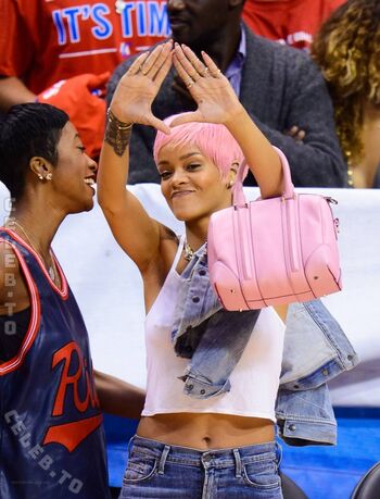 Leaked Rihanna  page private photo viral onlyfans