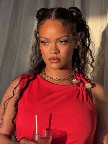 Leaked Rihanna  page private photo viral onlyfans
