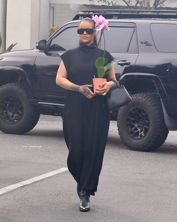 Leaked Rihanna  page private photo viral onlyfans