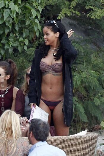 Leaked Rihanna  page private photo viral onlyfans