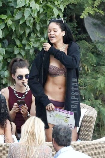Leaked Rihanna  page private photo viral onlyfans