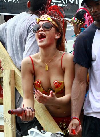 Leaked Rihanna  page private photo viral onlyfans