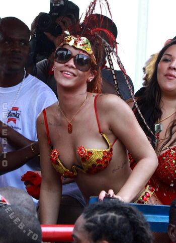 Leaked Rihanna  page private photo viral onlyfans