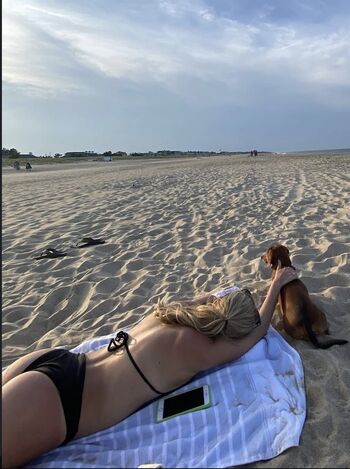 Leaked Riley blair private photo viral onlyfans