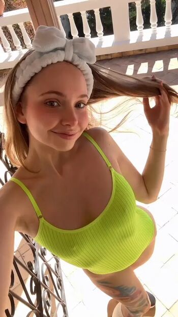 Leaked Riley kitten private photo viral onlyfans
