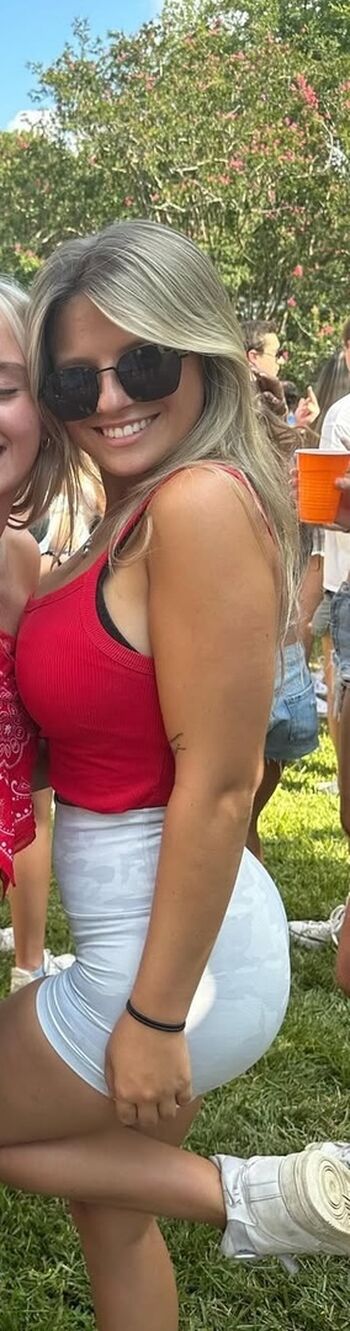 Leaked Saayacore/ private photo viral onlyfans