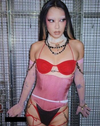 Rina Sawayama