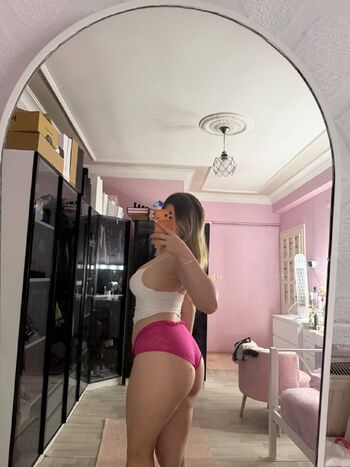 Leaked Riribebe page private photo viral onlyfans