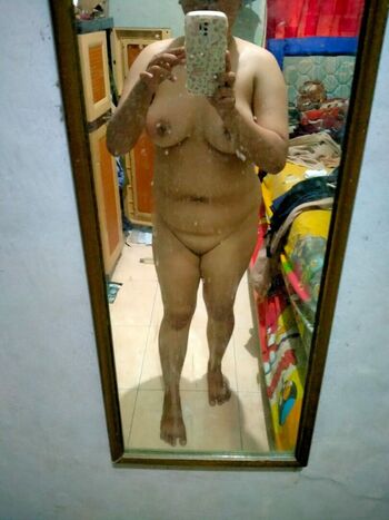 Leaked Riska aprilia private photo viral onlyfans