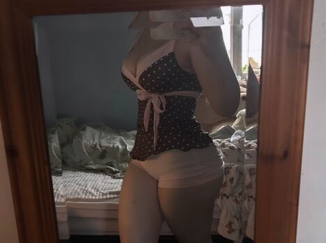 Leaked Robyn  page private photo viral onlyfans