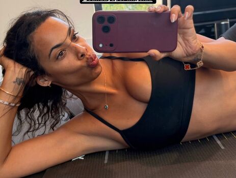 Leaked Rochelle humes page private photo viral onlyfans