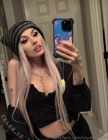 Leaked Rolyatistaylor  page private photo viral onlyfans