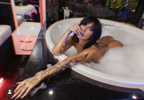 Leaked Romanian girls page private photo viral onlyfans