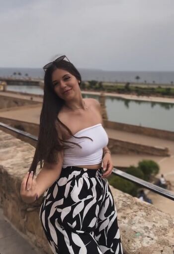 Leaked Romanian girls page private photo viral onlyfans