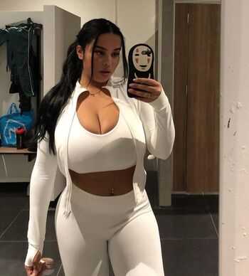 Romyisabellaa