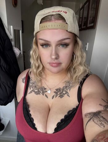Leaked Roossiiieeeeeee private photo viral onlyfans