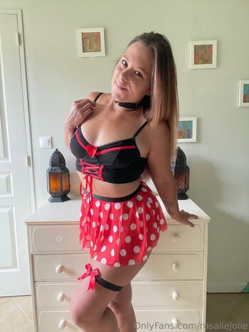 rosaliejolie